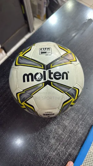 Molten Football Size 4