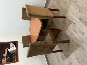 4 Seater Dinning Set