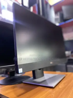 Dell OptiPlex 7000 7410 All-in-One 12GB Intel Core i7 SSD 1T