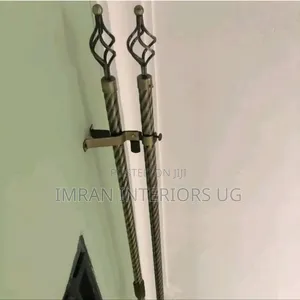 Fancy Curtain Rods Per Meter in Metallic and Plastic