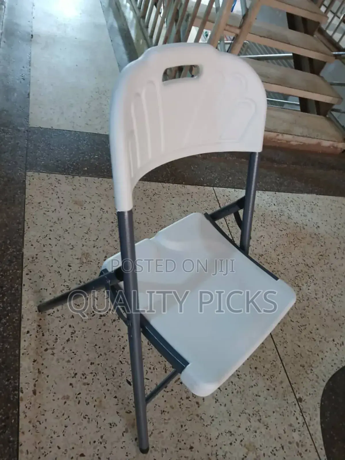 Plastic Chairs for Sale