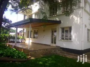 Five Bedroom House In Kololo For Rent