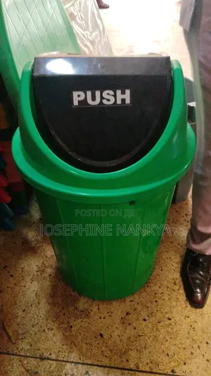 Swing Dust Bin 60 Liters
