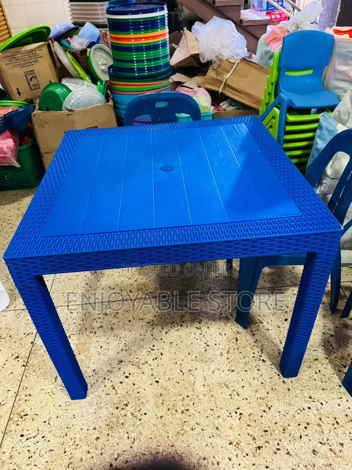 Matted Plastic Table Plastic Table Restaurant Bars Garden