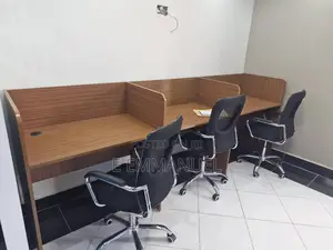 Workstation Wall Facing