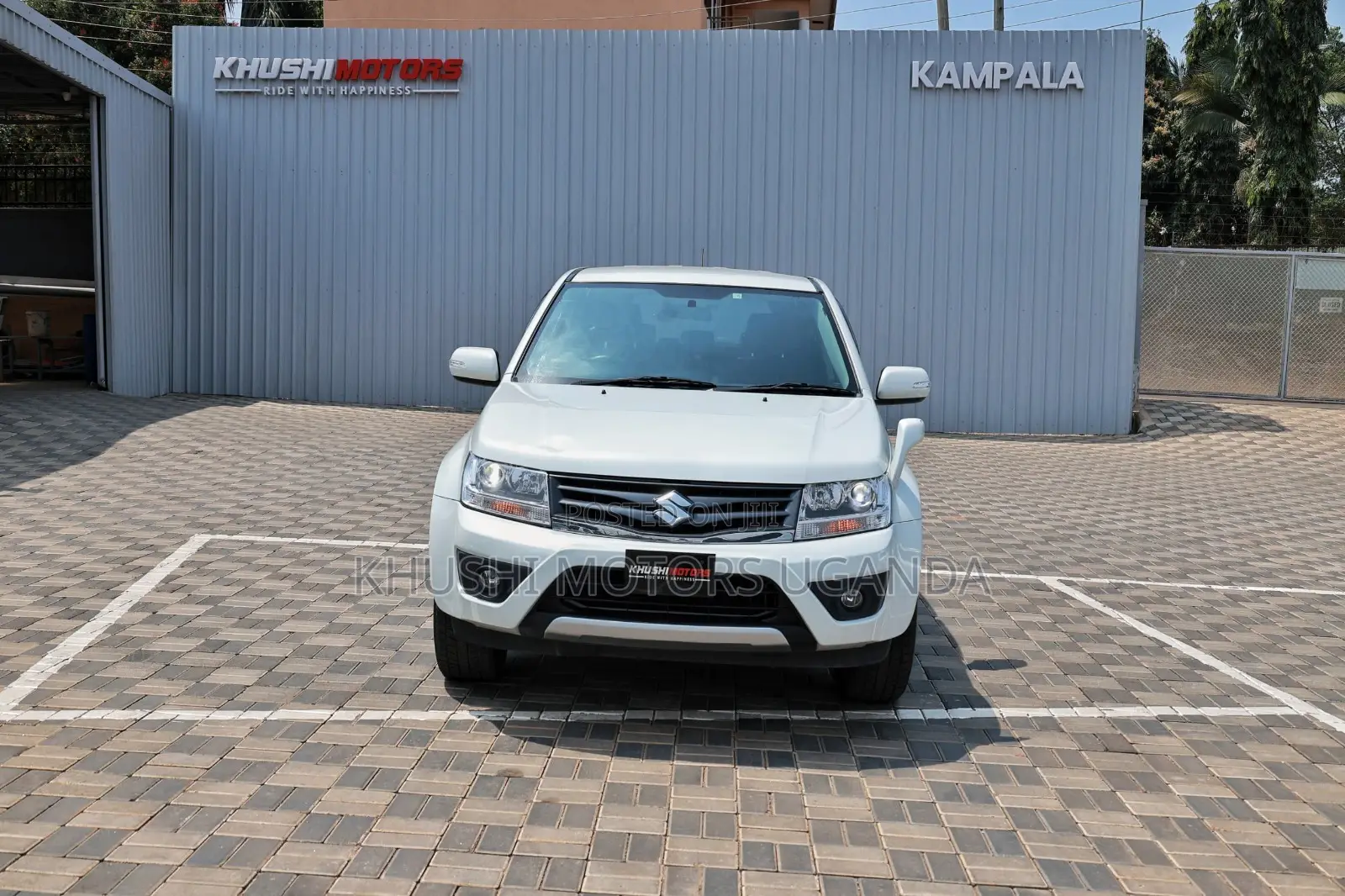 Suzuki Escudo 2016 White