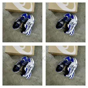 Asics Trainers Blue Silver
