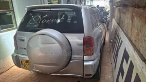 Toyota RAV4 2004 Silver