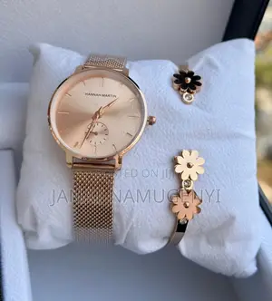 Hannah Martin Rose Gold Casual Watch With Gold Display