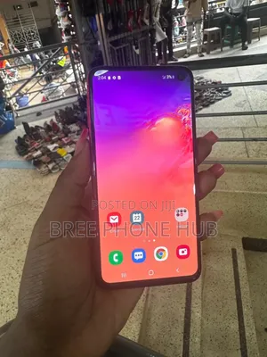 Samsung Galaxy S10e 128 GB Red