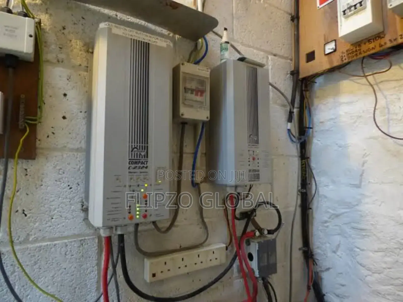 Swiss Studer Compact Hybrid Smart Charger Transfer Inverter
