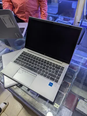 Laptop HP EliteBook 840 G8 8GB Intel Core I5 SSD 256GB