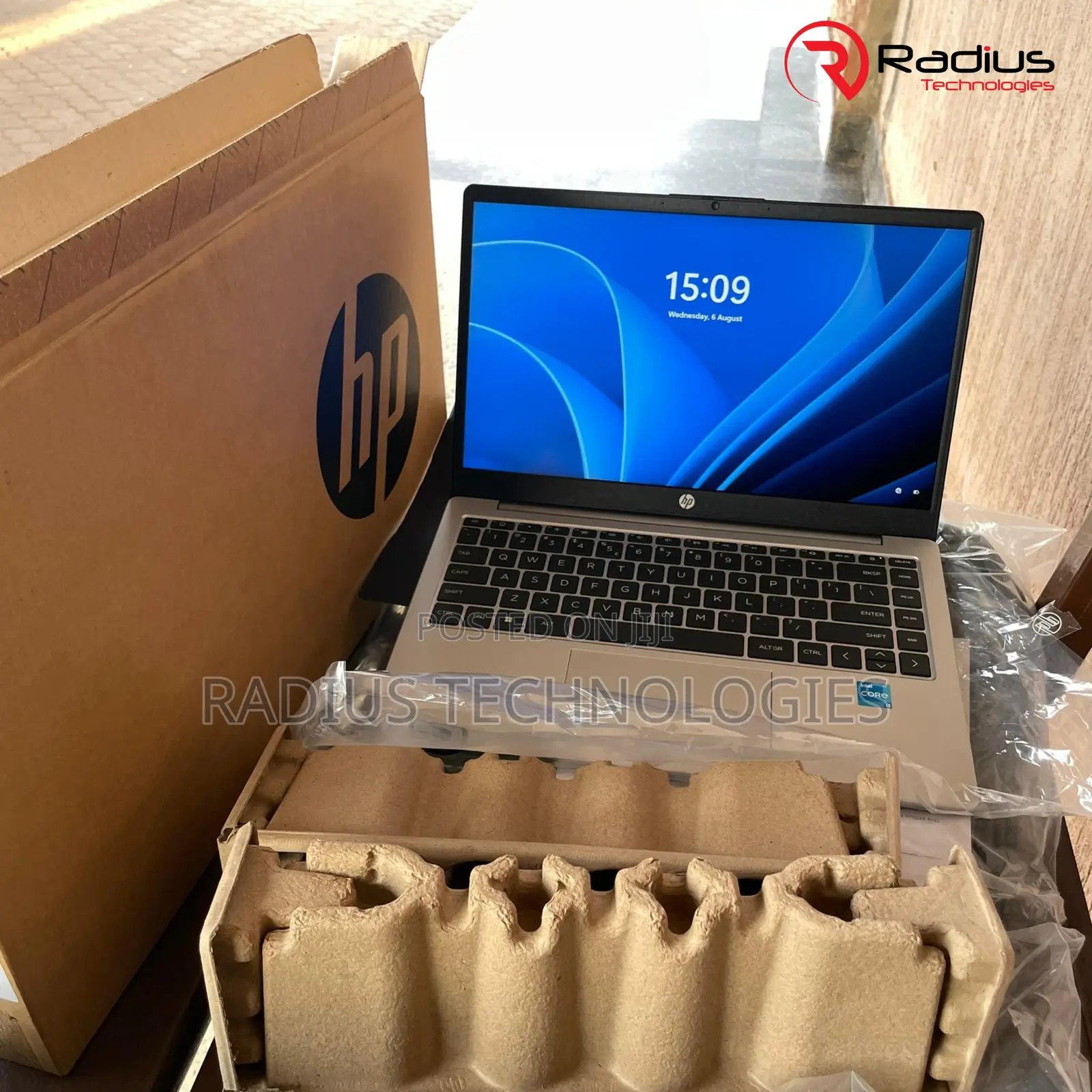 New Laptop HP 250 G10 8GB Intel Core i3 SSD 500GB
