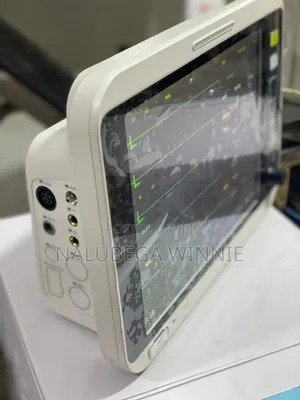 Patient Monitor 5 Parameters ( Rechargeable)