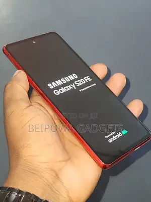 New Samsung Galaxy S20 FE 128 GB Red