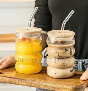 Glass Tumbler With Airtight Wooden Lid and Straw