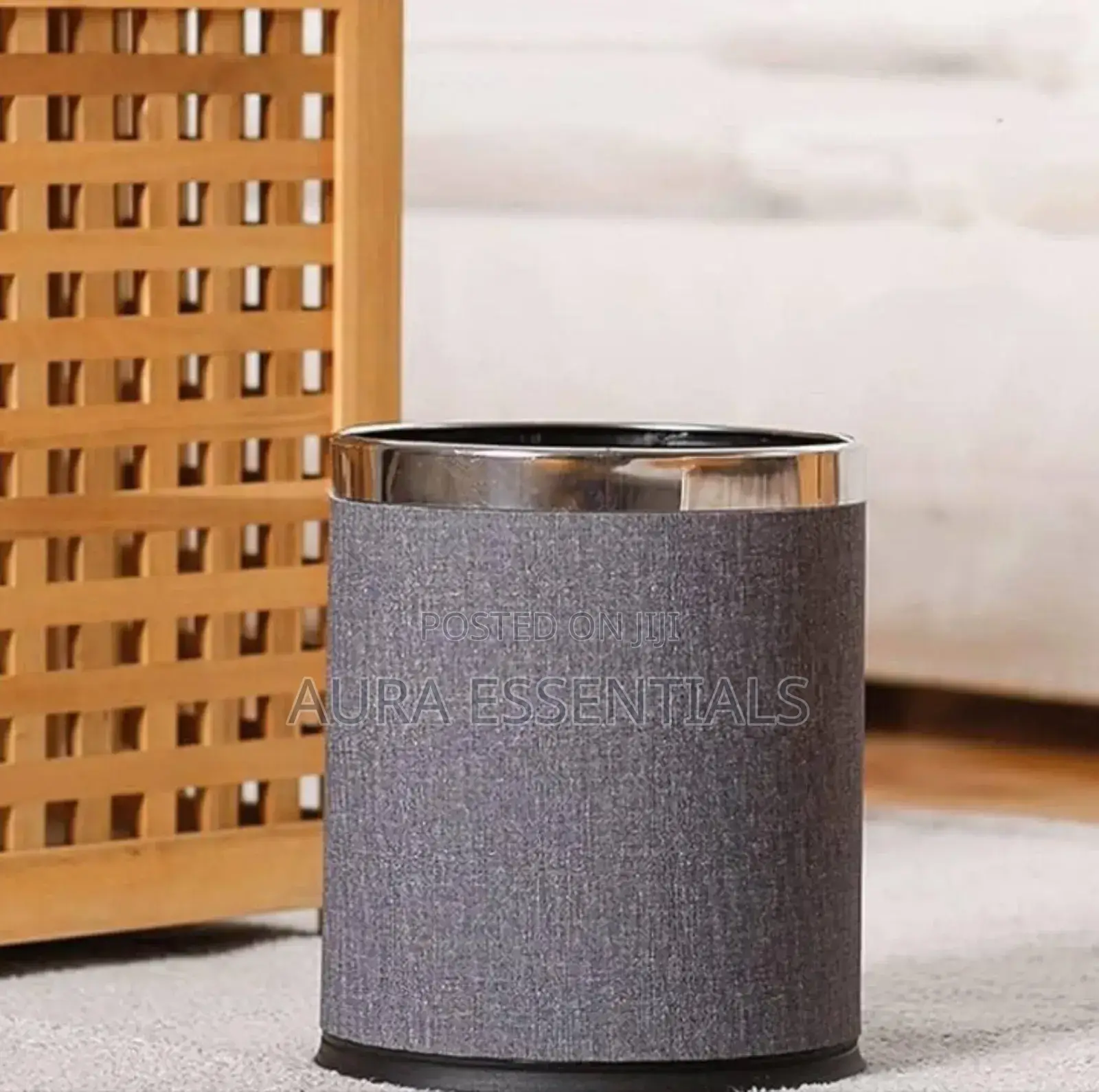 Cylindrical Trash Bin
