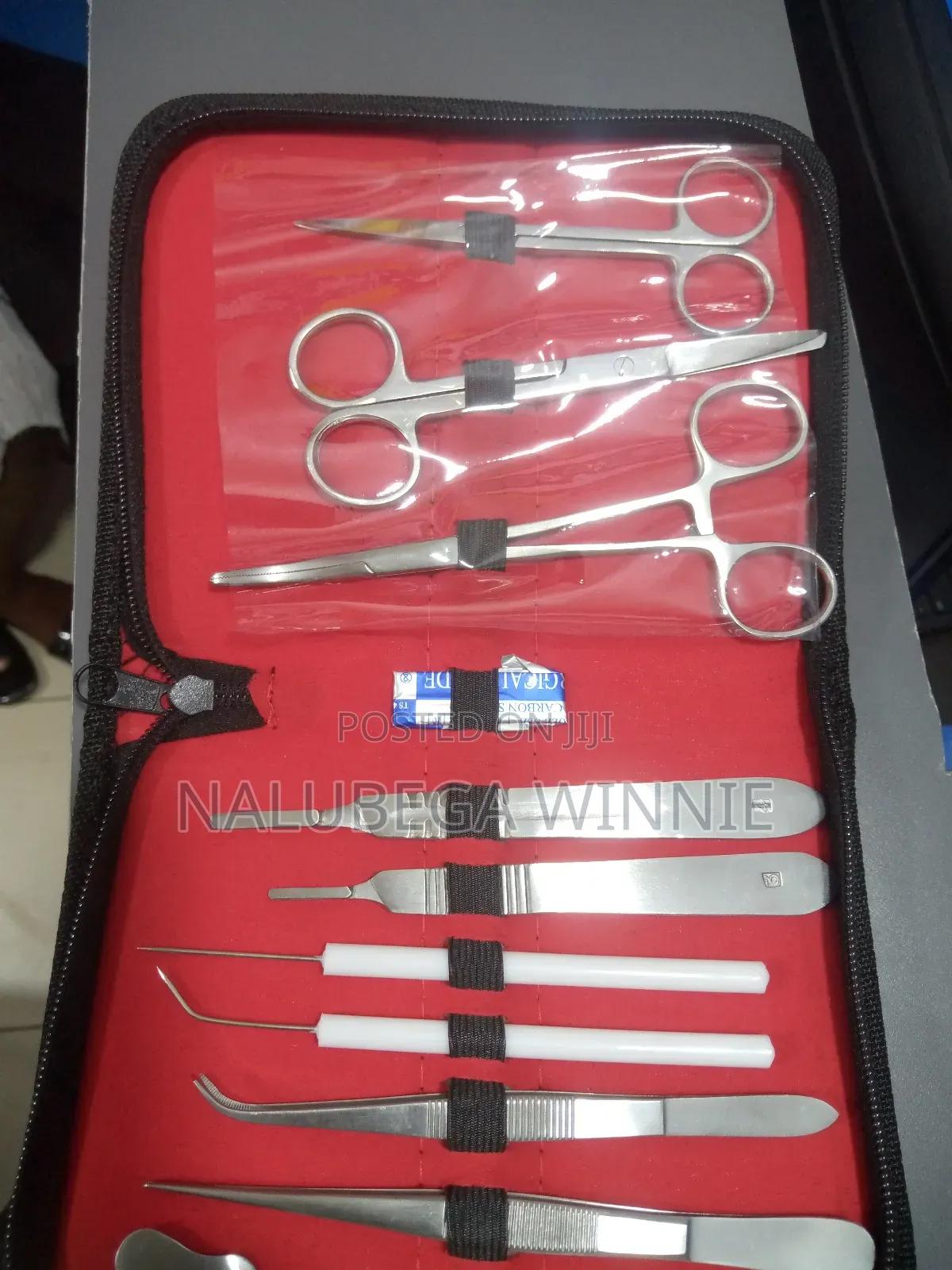 Surgical Dissecting Kit