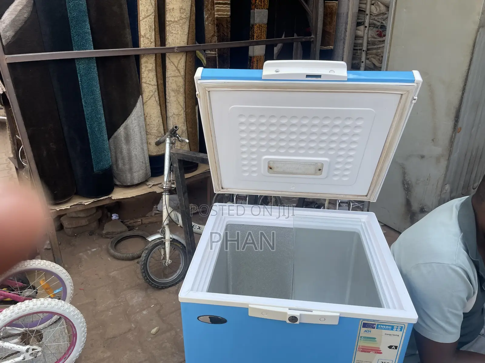 Adh 150litres Chest Freezer