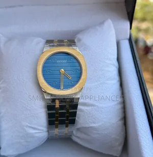 Stainless Steel Original Gucci Wrist Time Piece at Discount