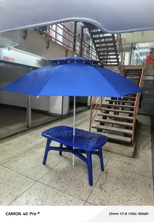 Dining Plastic Table Plastic Table and Umbrella 6 People
