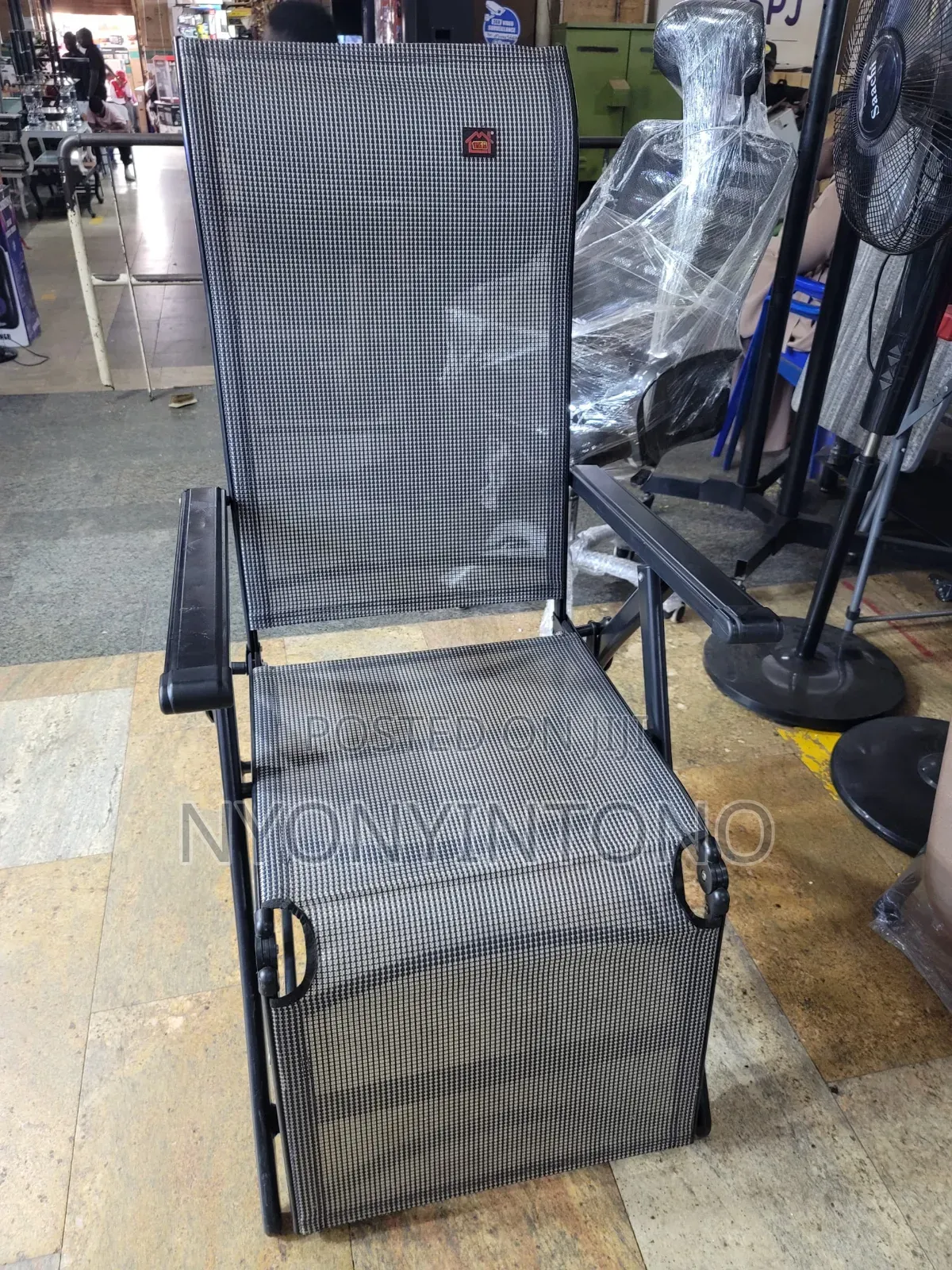 Very Strong Foldable Multipurpose Beach / Compound Chair