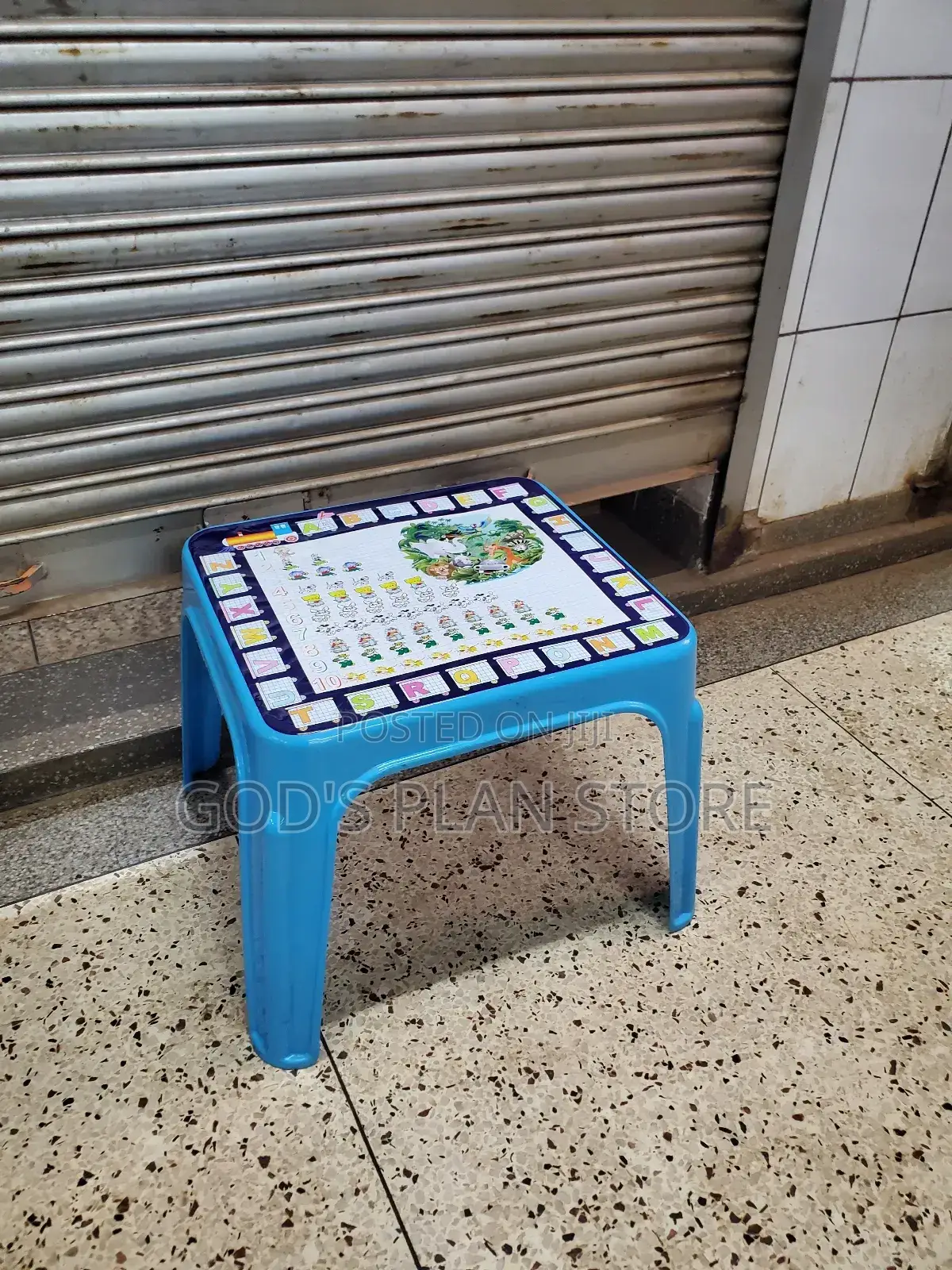 Printed Kids Table