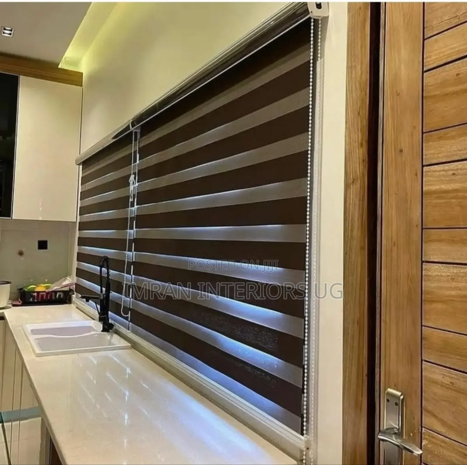 Roller Blinds Per Square Available in All Designs