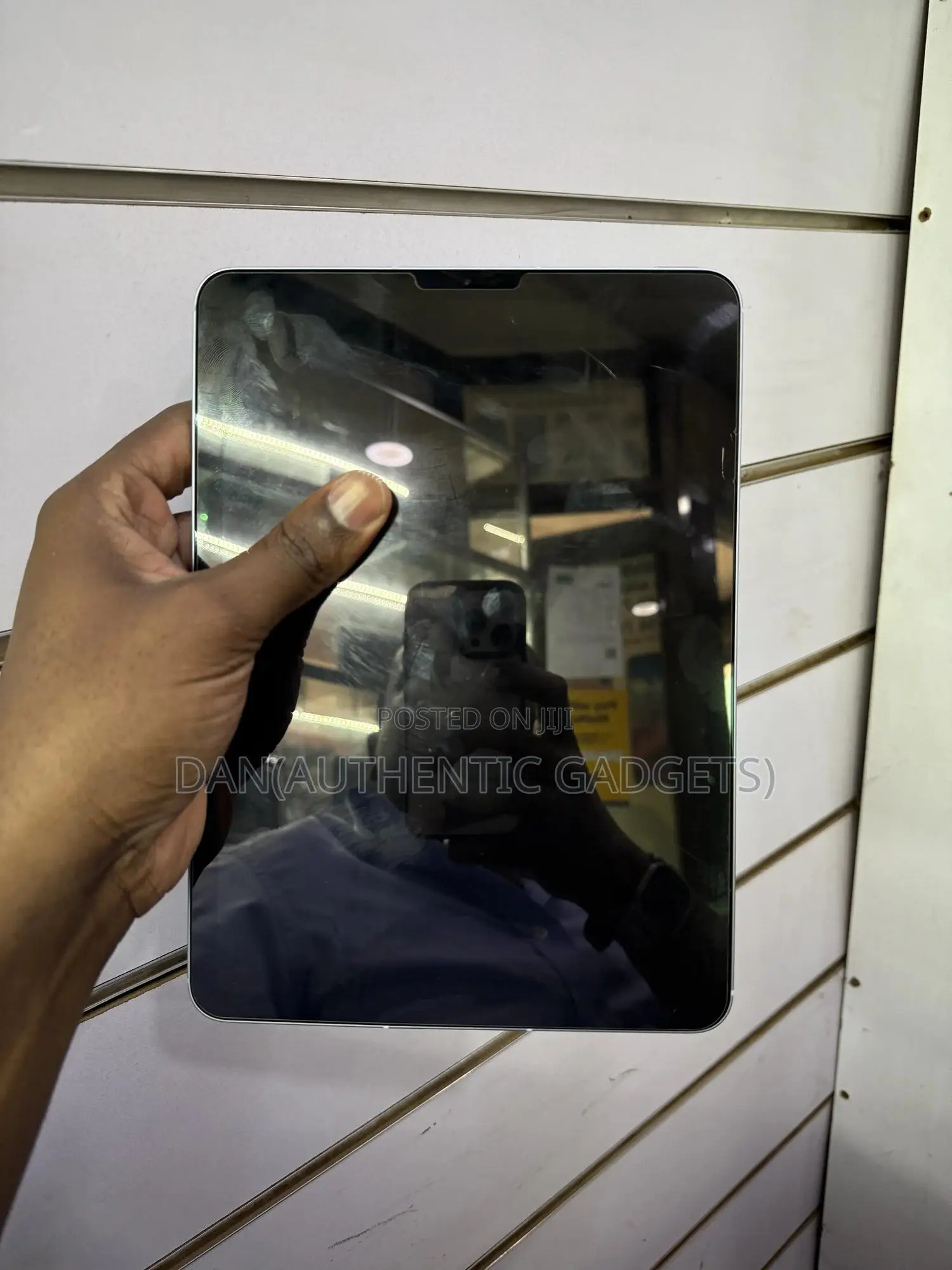 Apple iPad Air (2022) 64 GB Blue