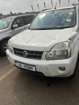 Nissan X-Trail 2.0 Petrol XE 2011 White