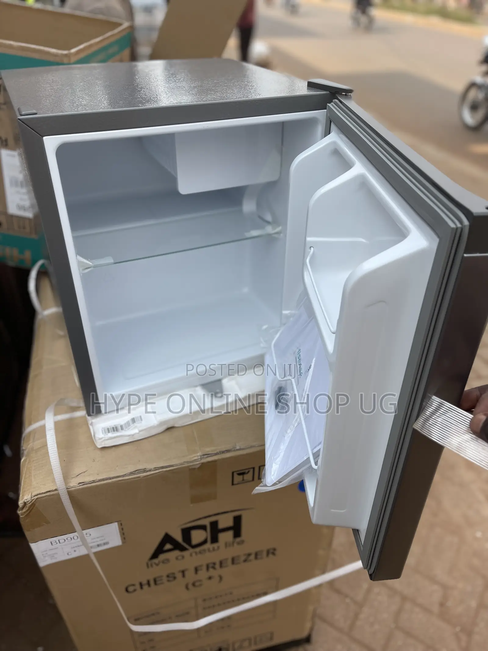 Bedroom Hisense Refrigerator 60l Brandnew