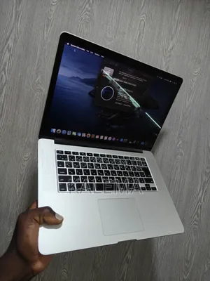 Laptop Apple MacBook 8GB Intel Core I7 SSD 512GB