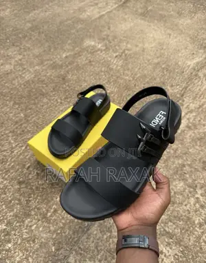 Original Men’S Super Classic Fendi Ankle Strap Sandals