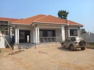 Furnished 4bdrm Bungalow in Kira for sale