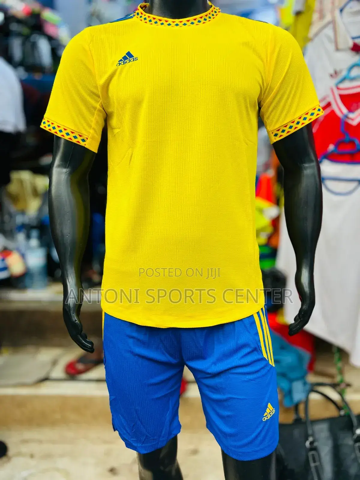 Original Yellow Plain