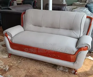6 Sitters Romeo Leather Sofa