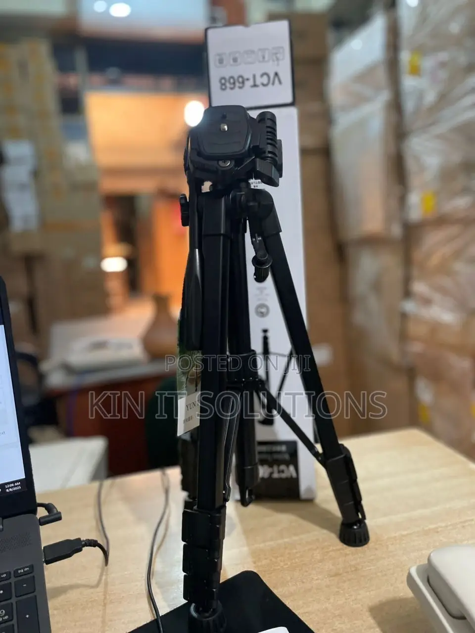 Heavy Duty Camera Stand Tripod.