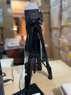 Heavy Duty Camera Stand Tripod.