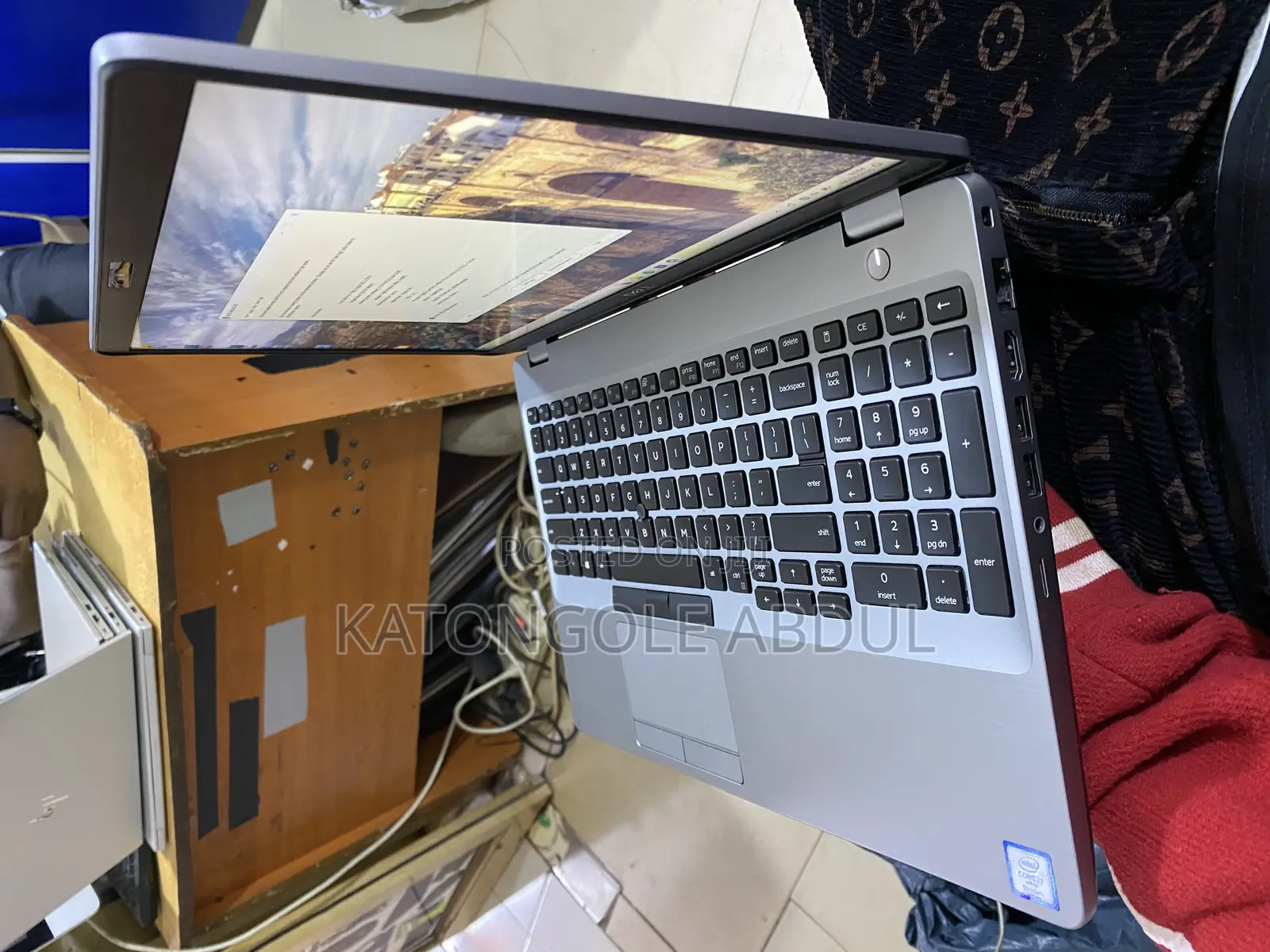 New Laptop Dell Precision 3541 16GB Intel Core I7 SSD 500GB