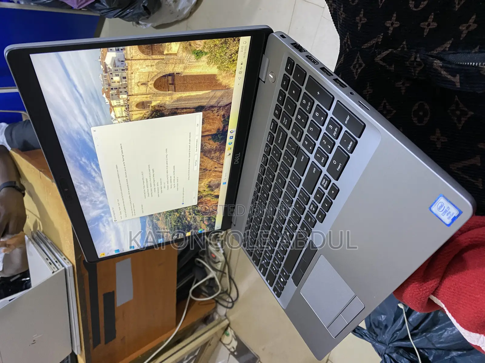 New Laptop Dell Precision 3541 16GB Intel Core I7 SSD 500GB