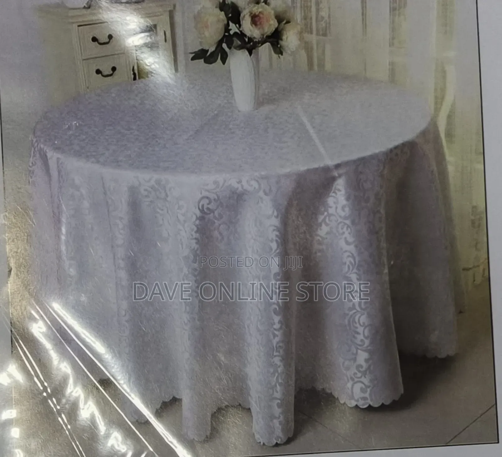3 Metre Round Table Cloth -White