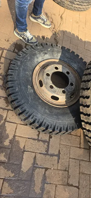 MRF Truck Tyres and Rims