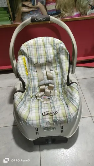 Uk Used Graco Baby Car Seat/Carrier