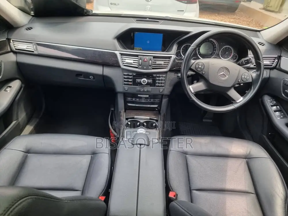 Mercedes-Benz E300 2011 White