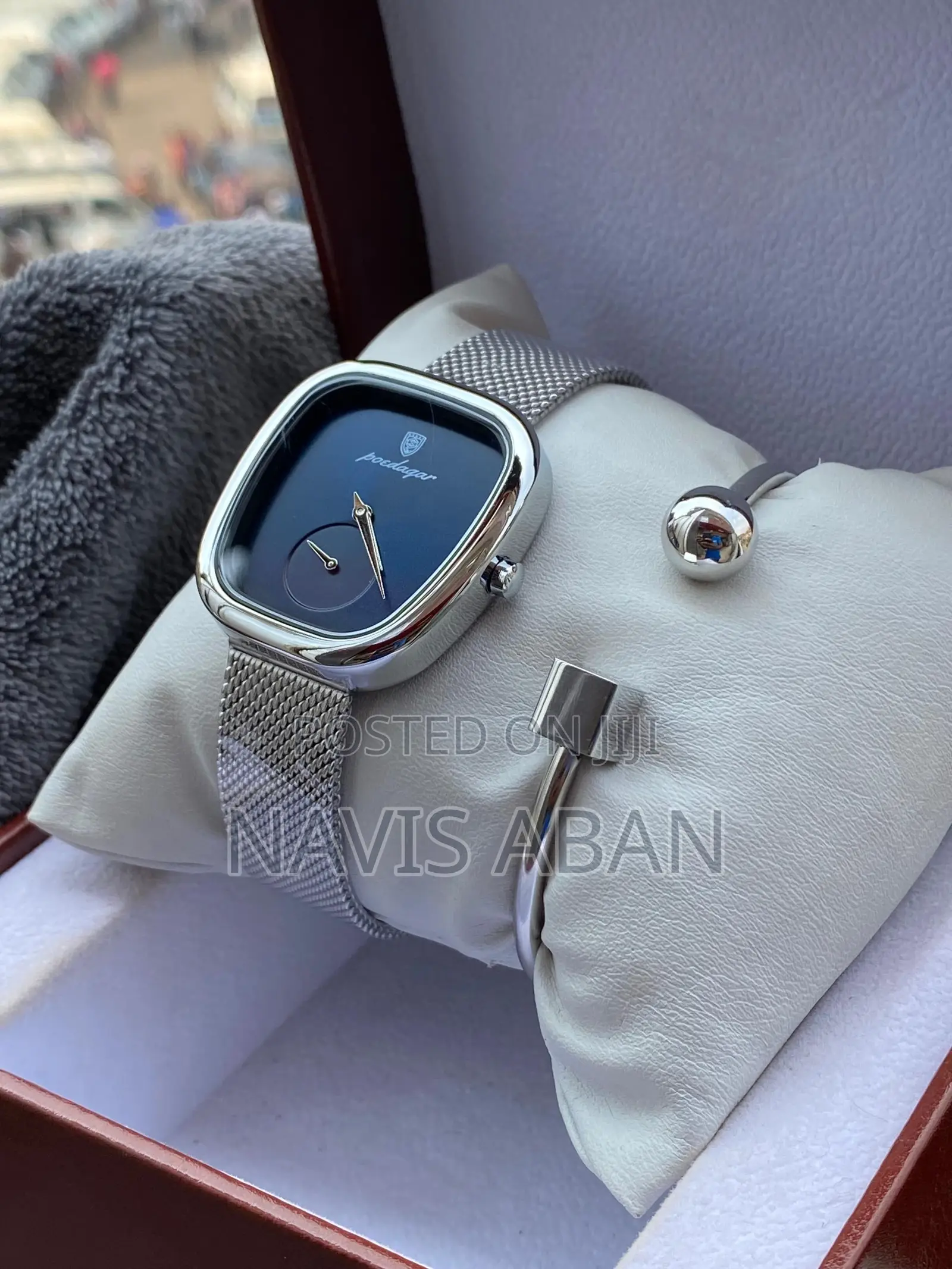 Poedagar Genuine Watch With Bracelete