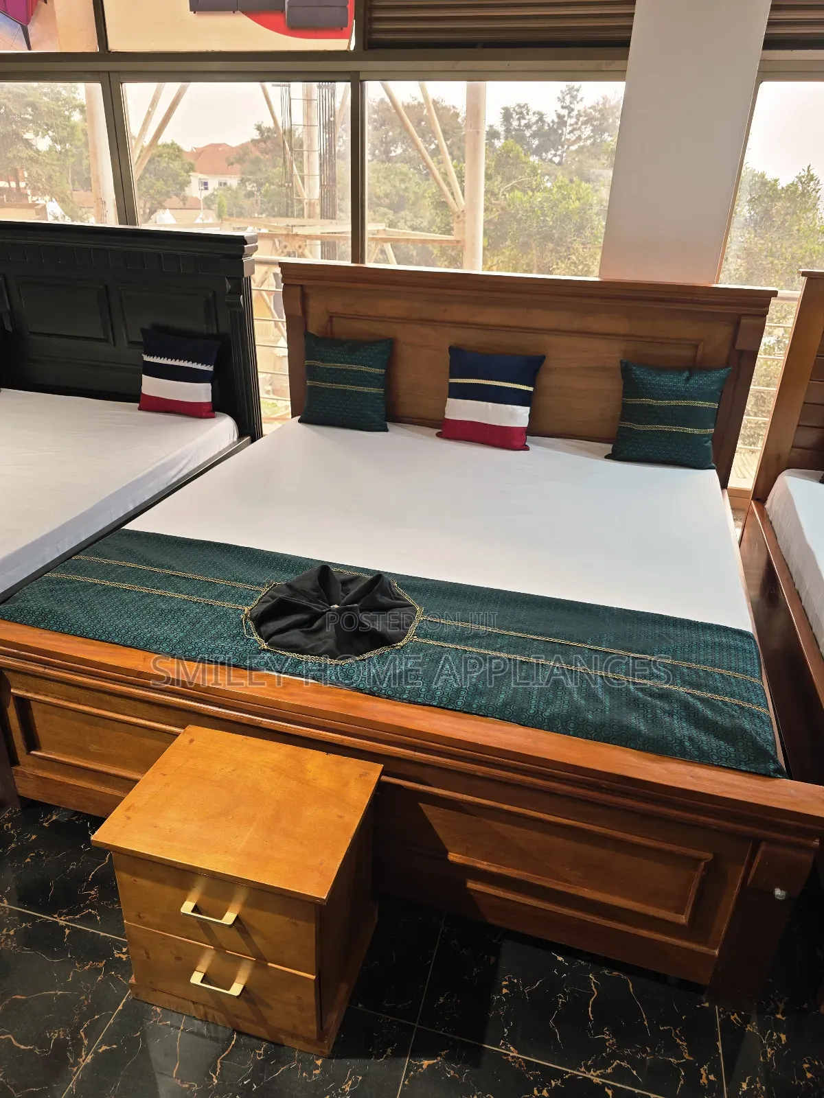 Kind Size High Quality Imported Bedroom Bed 6 by 6