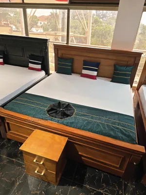 King Size 6 by 6 Branded Master Piece Bedroom Bed at Discount