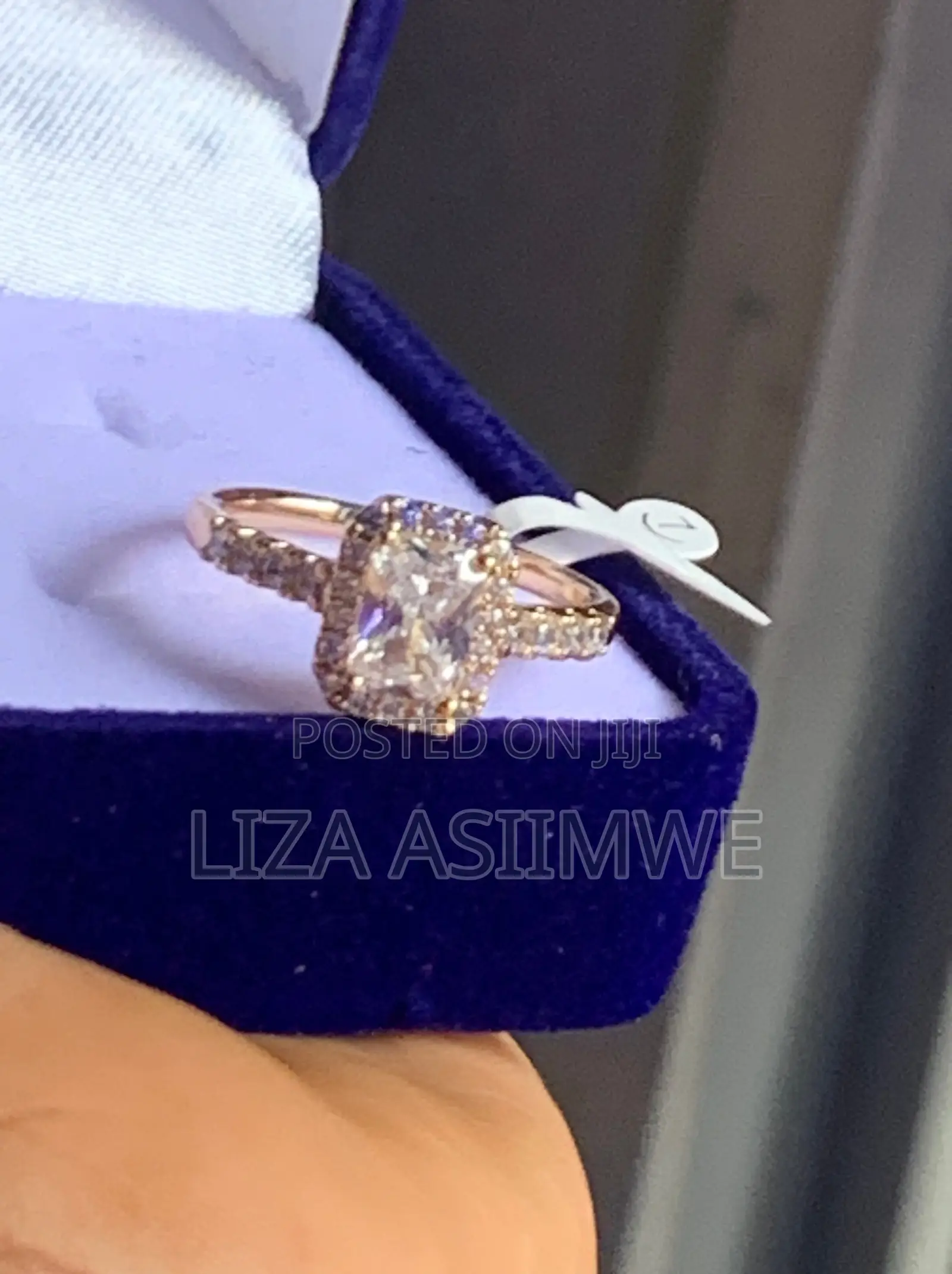 Radiant Elegance: Your Dream Cushion Cut Moissanite Ring