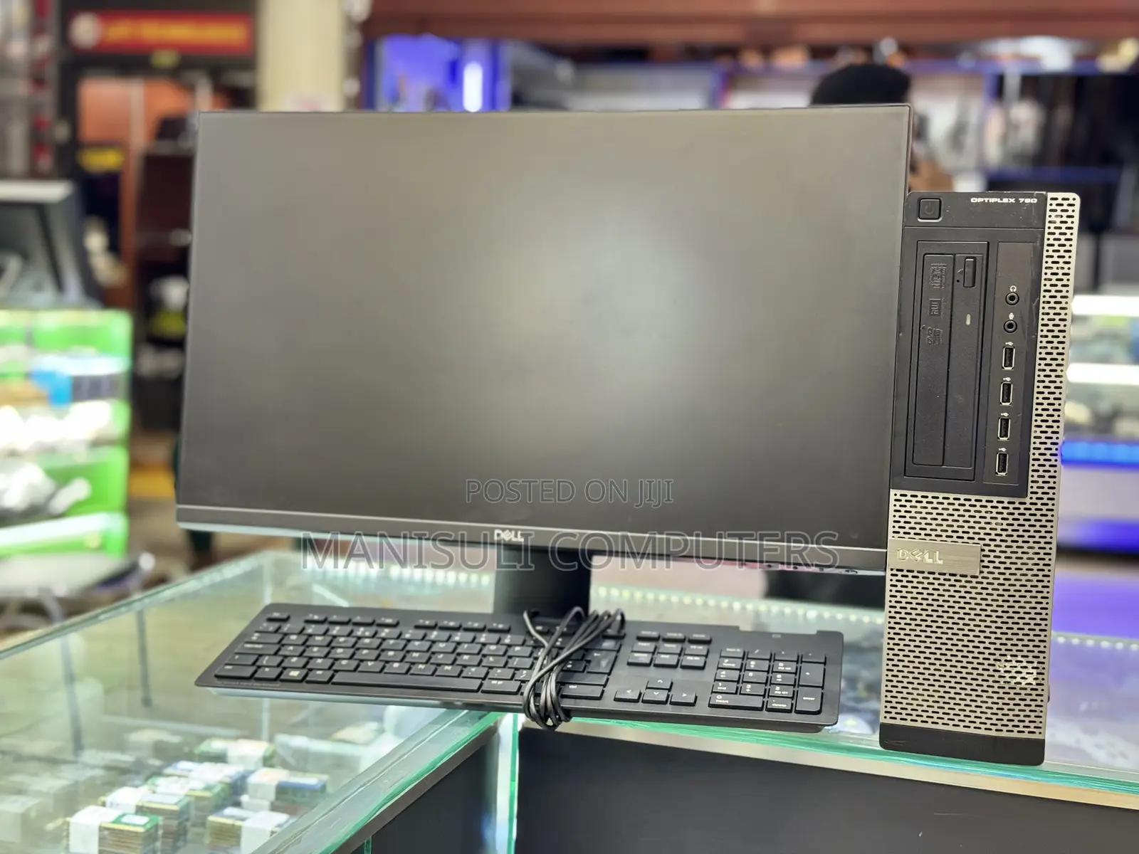 Desktop Computer Dell OptiPlex 7410 8GB Intel Core i5 HDD 500GB