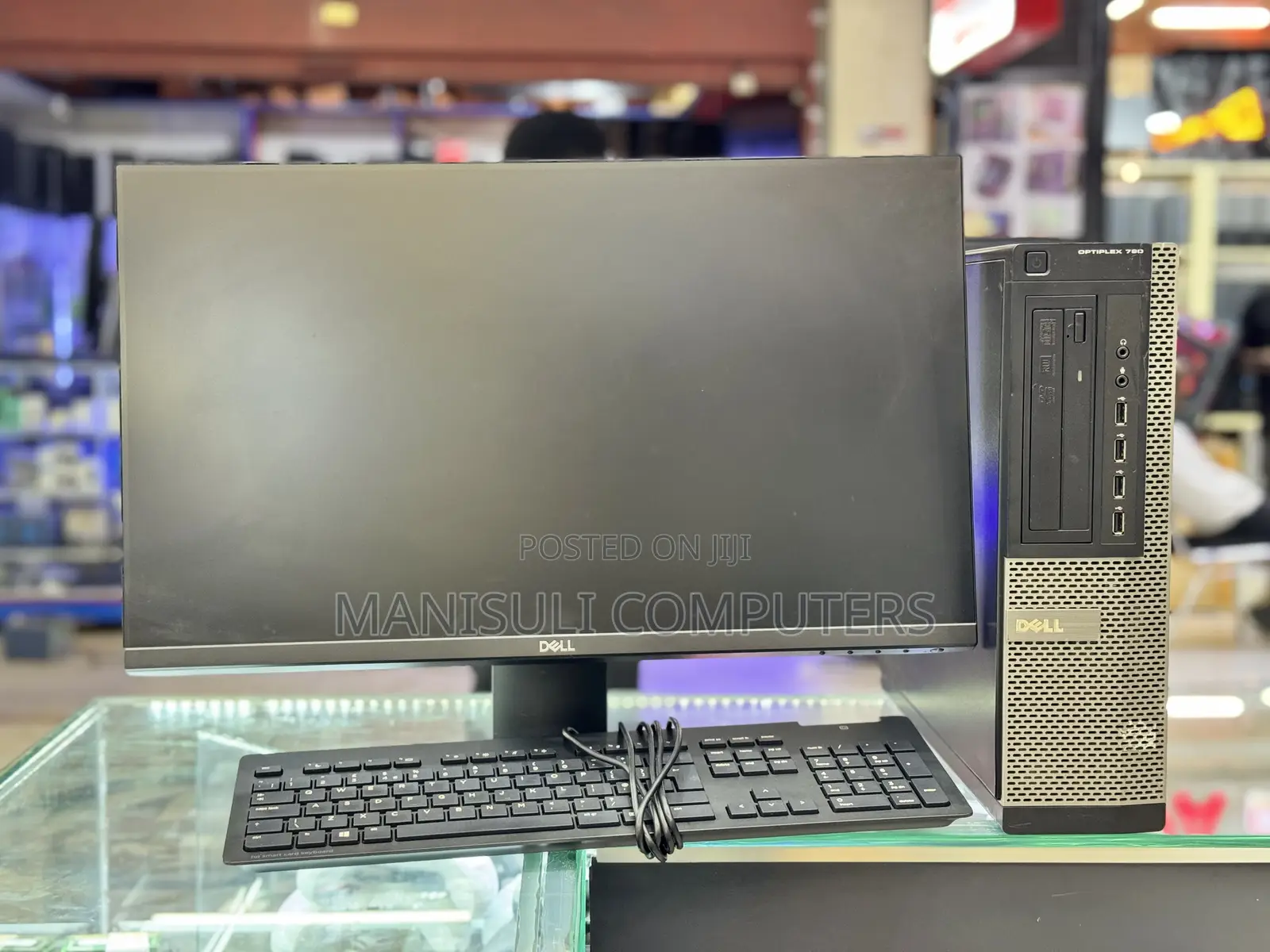 Desktop Computer Dell OptiPlex 7410 8GB Intel Core i5 HDD 500GB